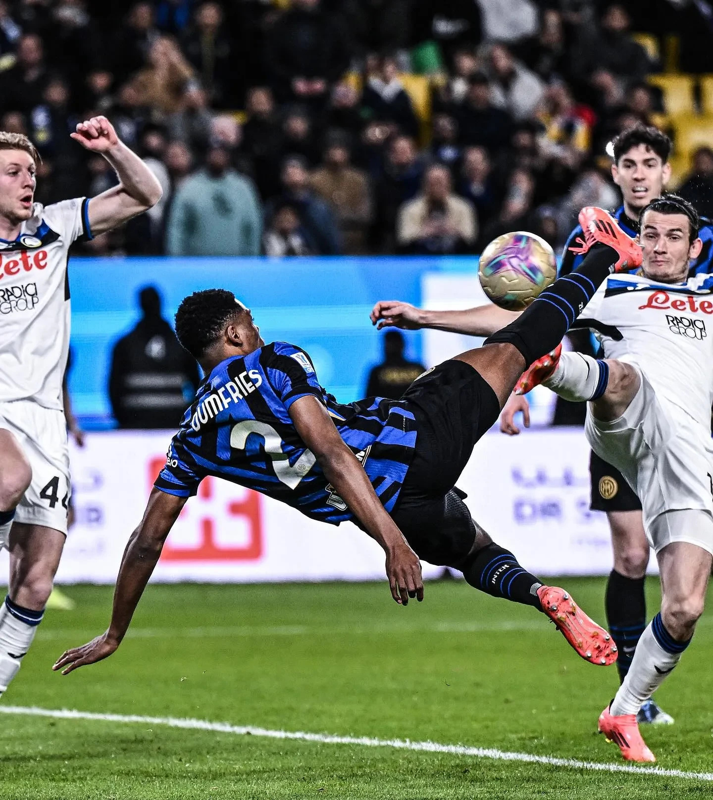 克罗地亚险胜AC米兰，奥利维耶点燃赛场