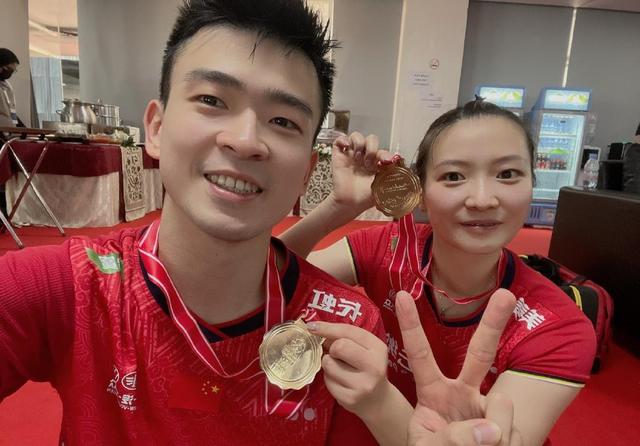 中国队翻盘马来西亚队,辛杜状态火热 中国队翻盘马来西亚队,辛杜状态火热