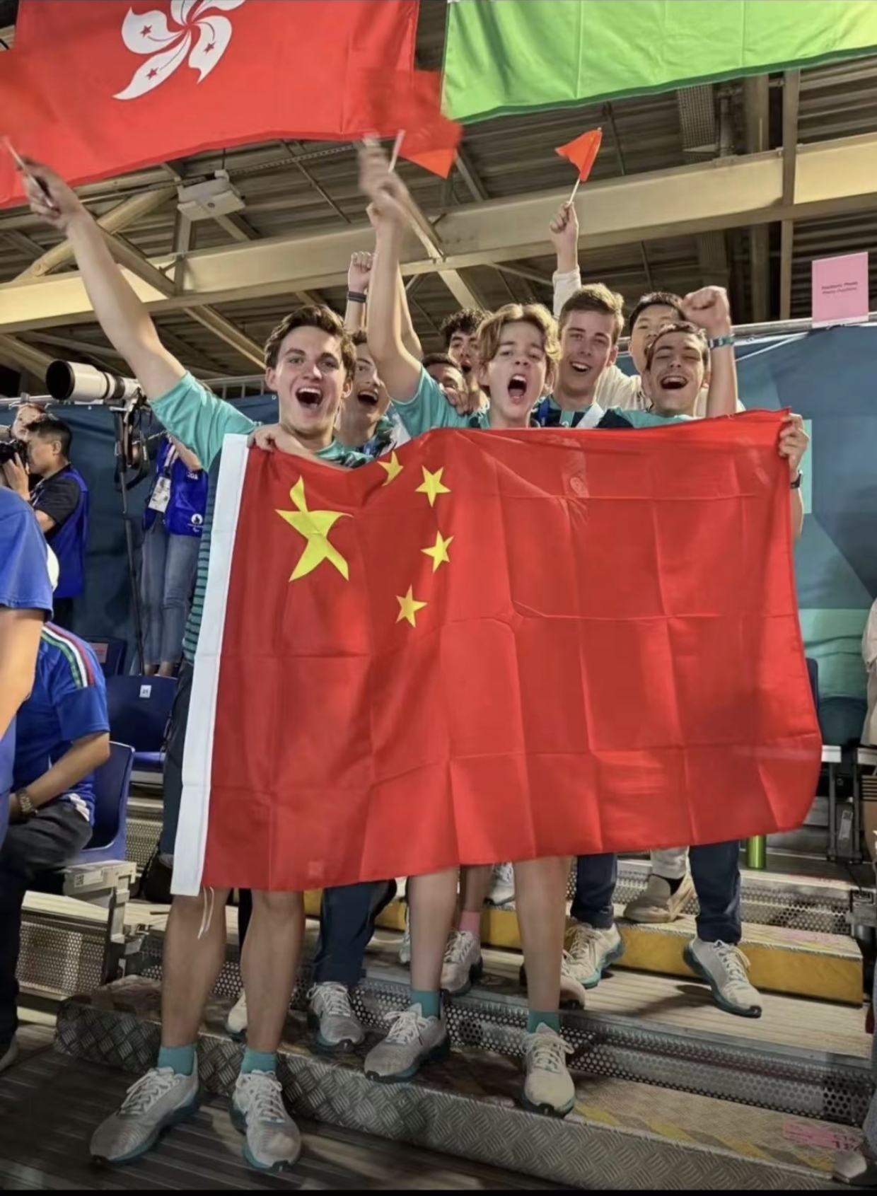 法国队碾压中国队，黄鸭组合刷新纪录