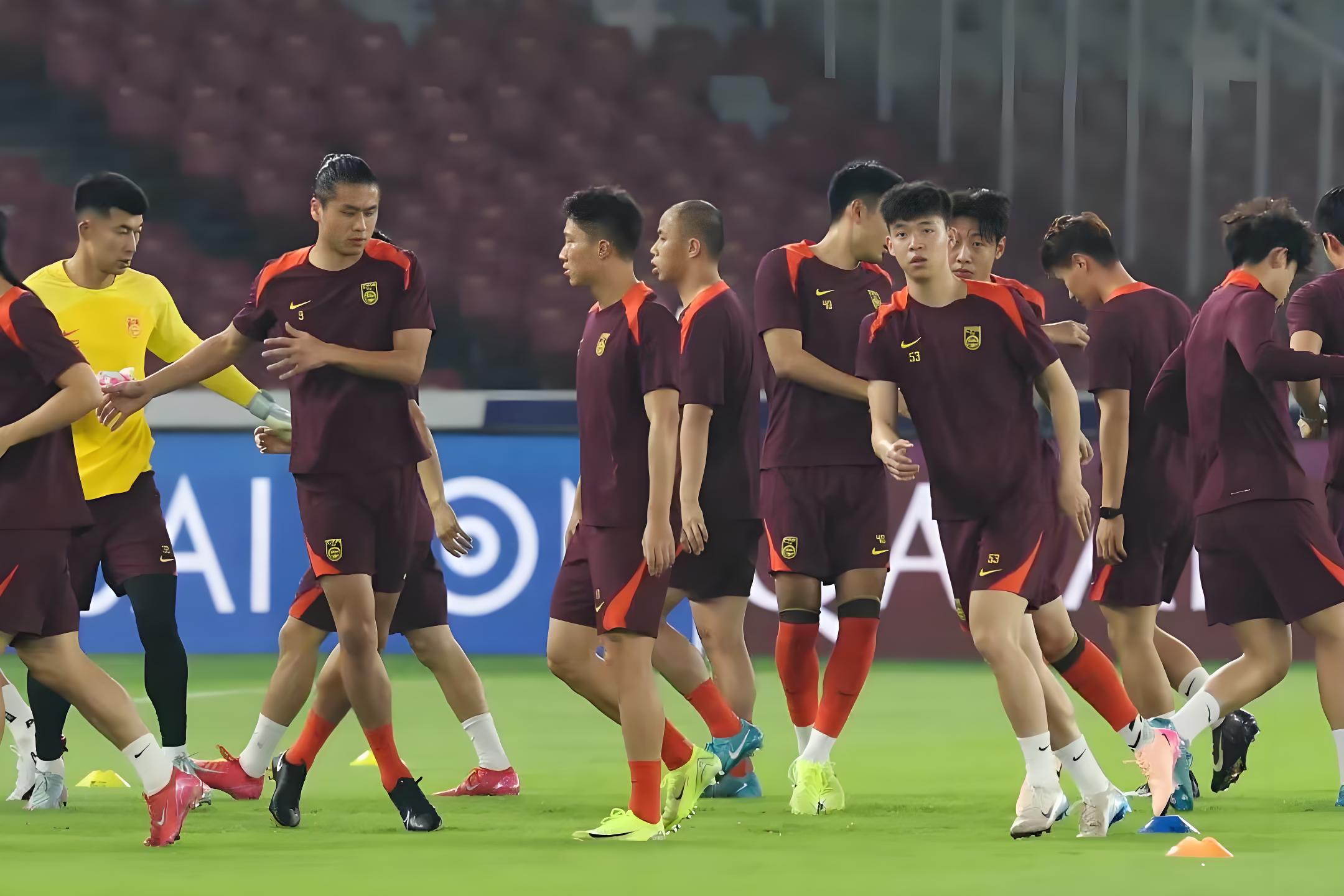 中国队险胜印尼队，桃田贤斗点燃赛场