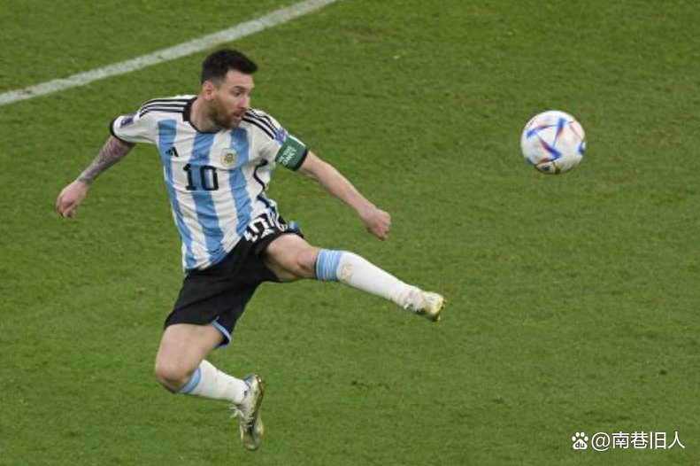 梅西收获本赛季第一次完全进球 梅西收获本赛季第一次完全进球