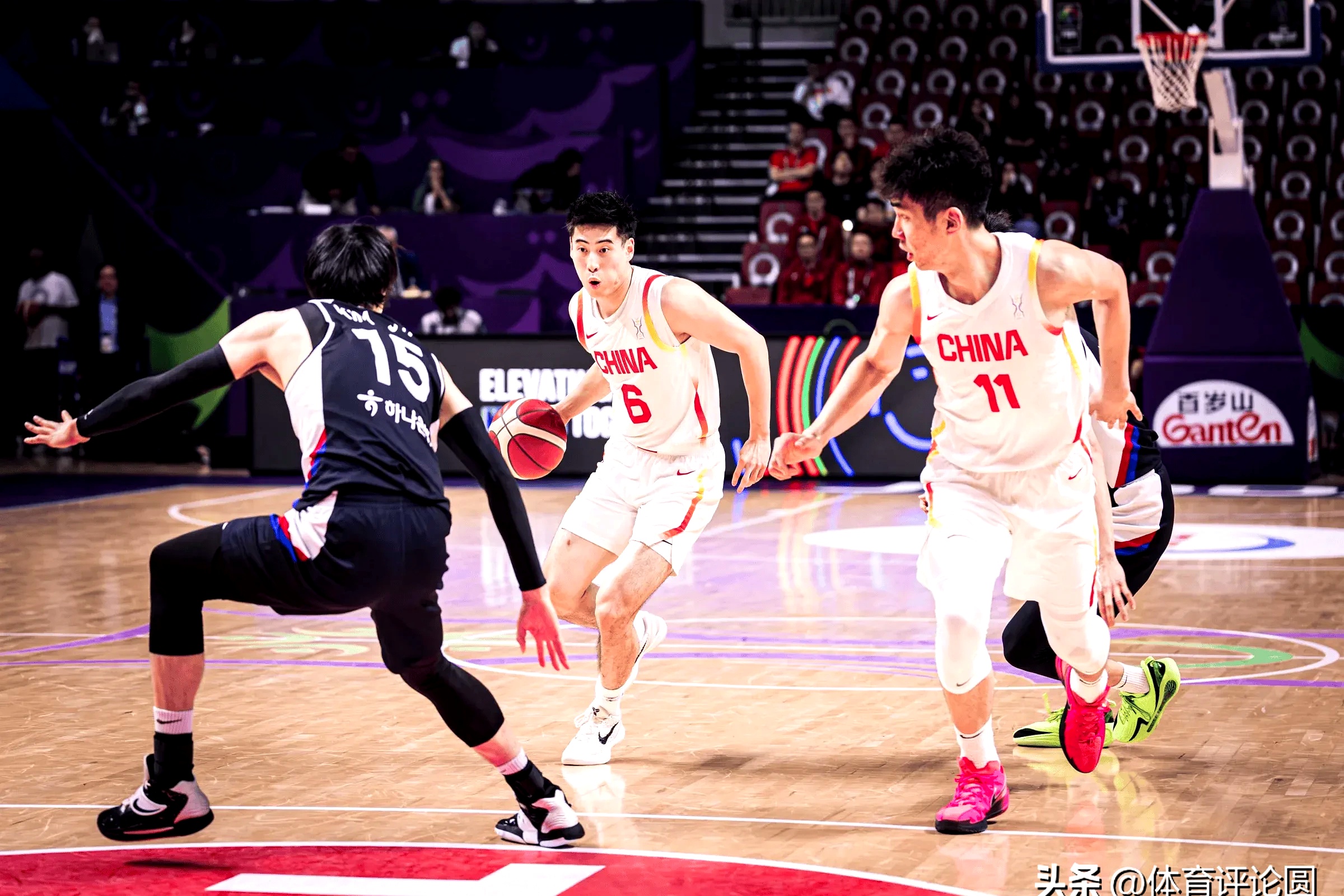 中国篮球联赛焦点战即将打响，豪强对决胜负难料